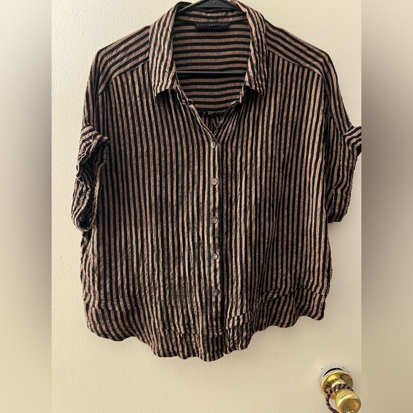 Jane Delaney Black and White Boxy Button Down Shirt with Notched Collar, size L - Picture 1 of 10